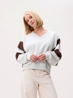 SPORTY VNECK SWEATER