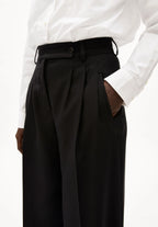 KAAYLA PANT