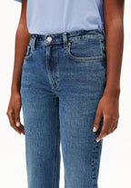 CARENAA MID STRAIGHT JEAN