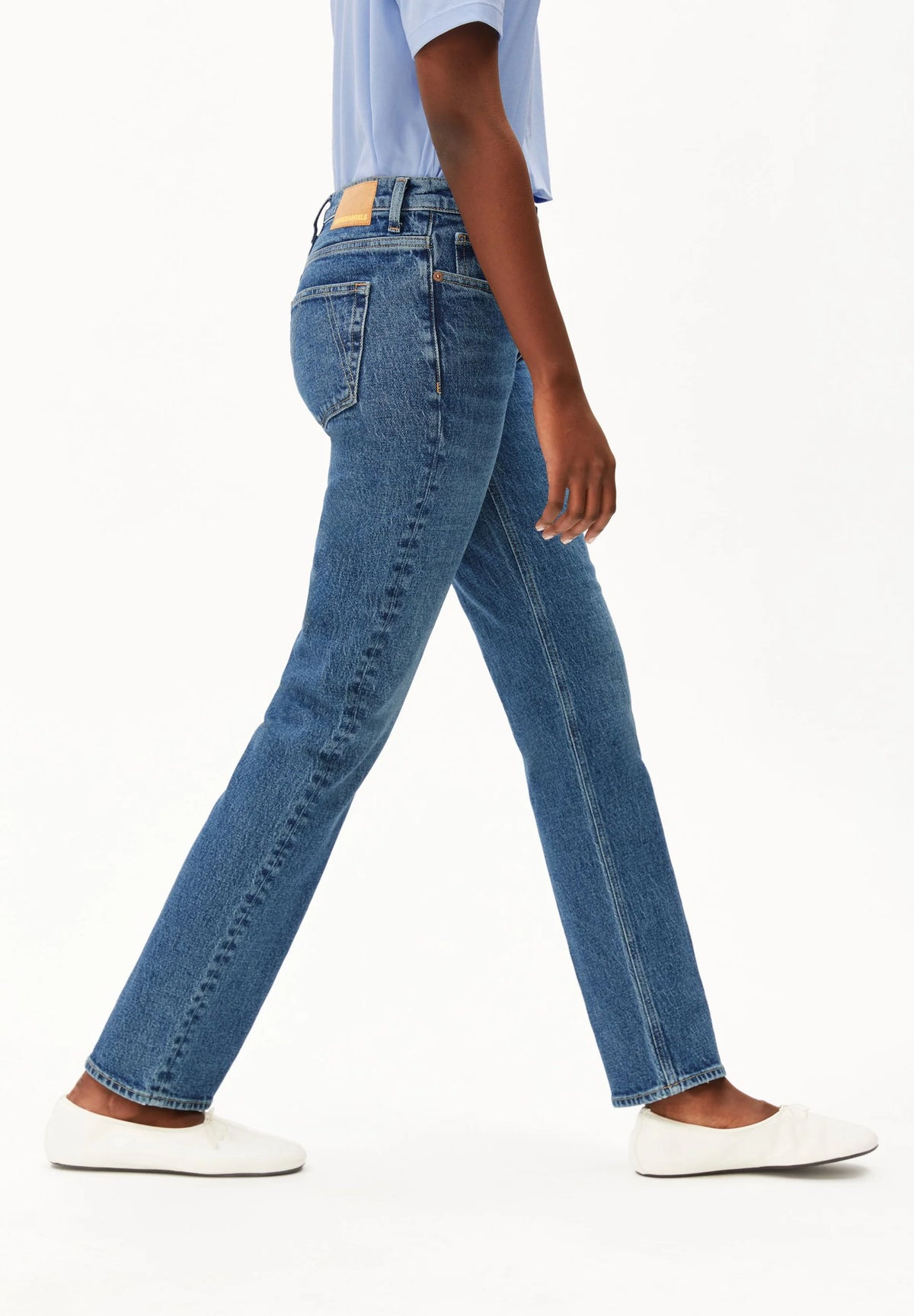 CARENAA MID STRAIGHT JEAN