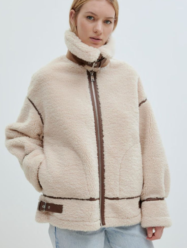 ARIANA JACKET