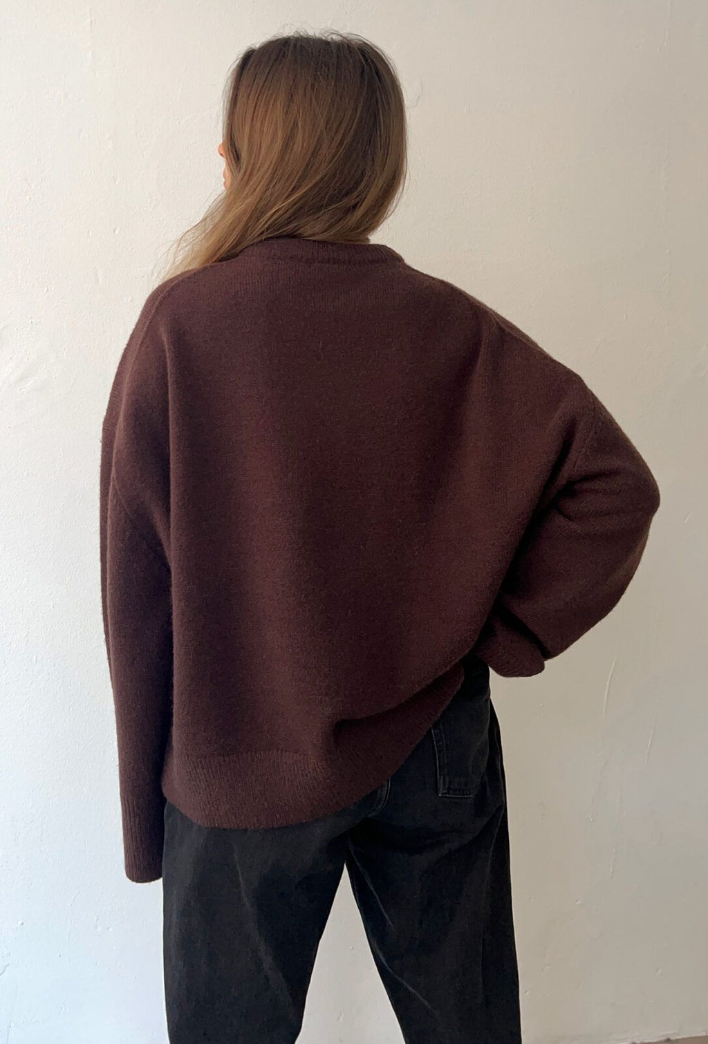 OLOL O-NECK KNIT